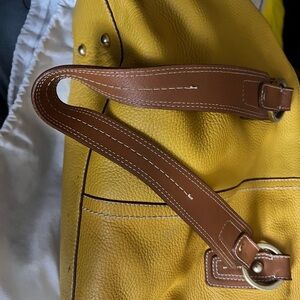 Authentic CATS handbag in a mustard color! Includes dust bag